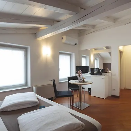 Bed & Breakfast Soul Of Vicolo Del Vò Trento