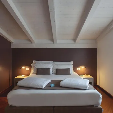 Soul Of Vicolo Del Vò Bed & Breakfast Trento