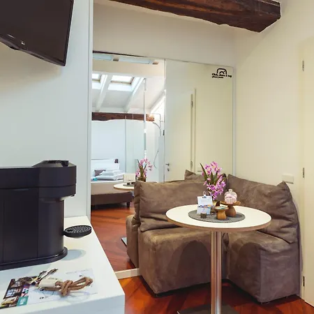 Soul Of Vicolo Del Vò Bed & Breakfast Trento