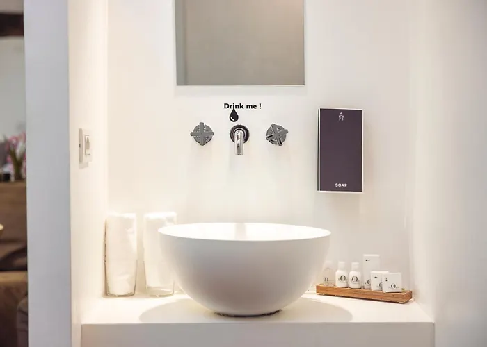 Alojamento de Acomodação e Pequeno-almoço Soul Of Vicolo Del Vo' 4*